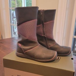 Keen Rachel Boots Girls Brown/ Mauve Youth size 3